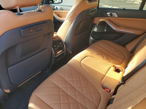 Used 2023 BMW X5 xDrive45e w/ Executive Package image 12