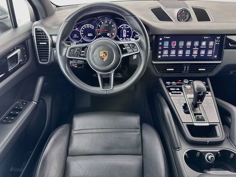 Certified 2023 Porsche Cayenne AWD/4WD image 24