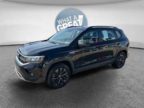 Used 2022 Volkswagen Taos S image 8