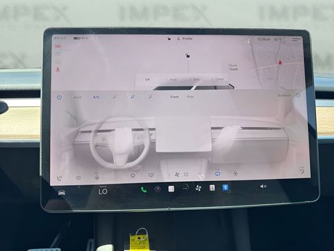 Used 2023 Tesla Model Y Performance AWD/4WD image 18