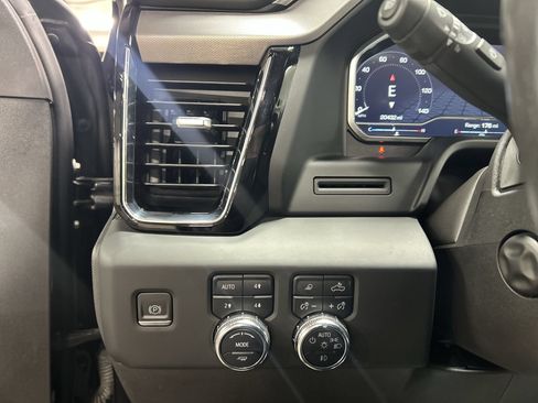 Certified 2023 GMC Sierra 1500 Denali AWD/4WD image 19