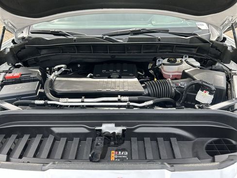 Used 2025 GMC Sierra 1500 SLE image 29