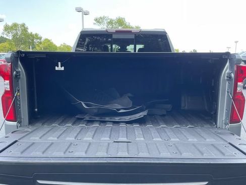 Used 2025 Chevrolet Silverado 1500 LT Trail Boss w/ Convenience Package II AWD/4WD image 34