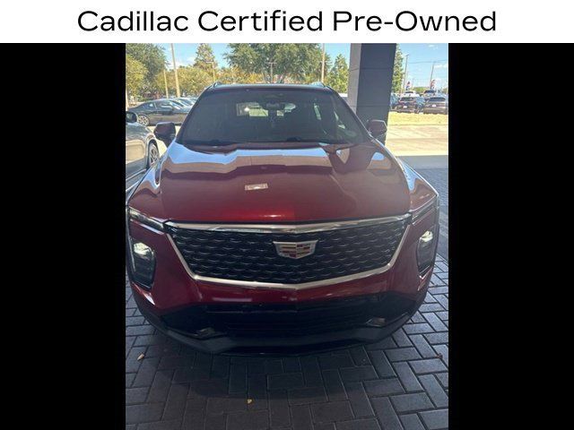 Used 2024 Cadillac XT4 Premium Luxury w/ Technology Package FWD image 2