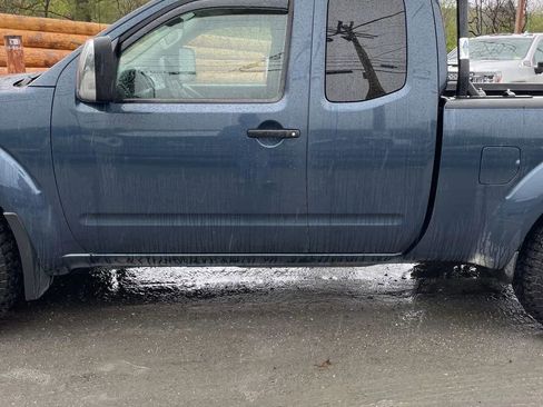 Used 2018 Nissan Frontier SV AWD/4WD image 13