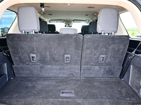 Used 2022 Ford Expedition XLT AWD/4WD image 13