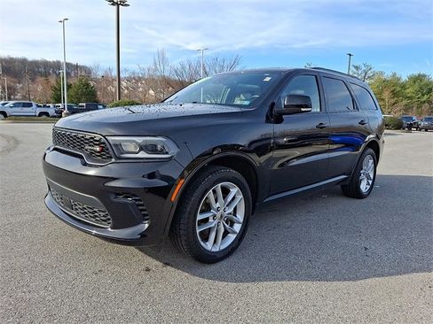 Used 2024 Dodge Durango GT image 3