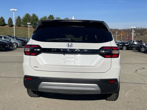New 2025 Honda Pilot EX-L image 4