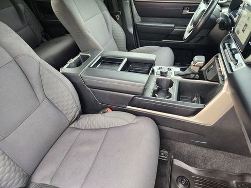 Used 2025 Toyota Tundra SR5 w/ SR5 Convenience Package AWD/4WD image 12