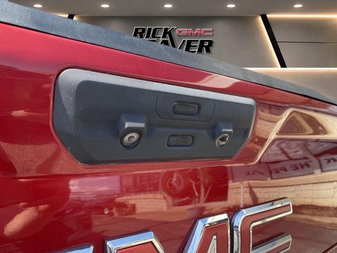 Used 2022 GMC Sierra 1500 Denali AWD/4WD image 29