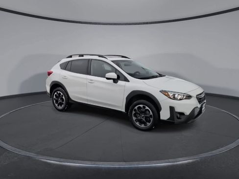 Certified 2023 Subaru Crosstrek 2.0i Premium image 9