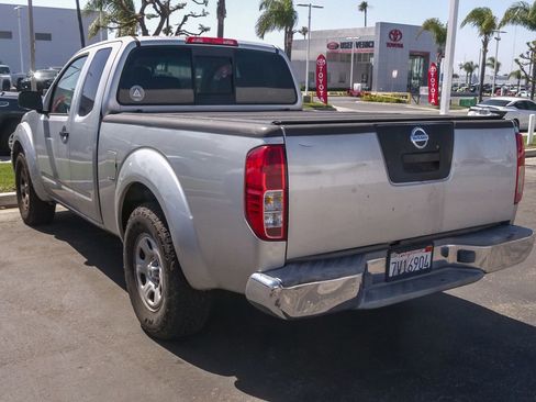 Used 2005 Nissan Frontier SE RWD image 9