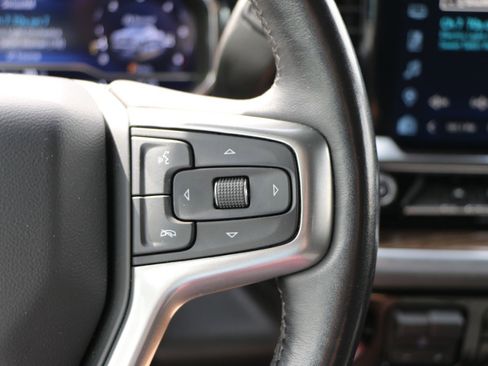 Used 2022 Chevrolet Silverado 1500 LT w/ Safety Package image 19