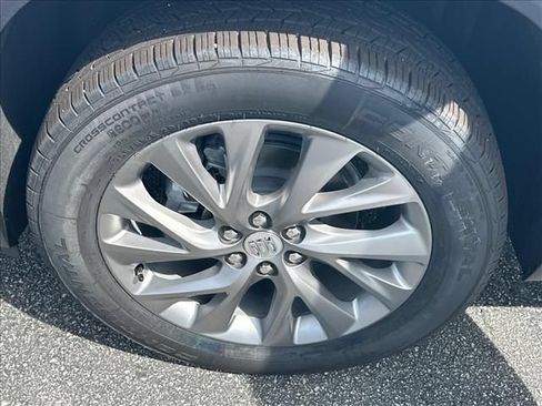 New 2026 Buick Enclave Preferred w/ Power Package FWD image 18