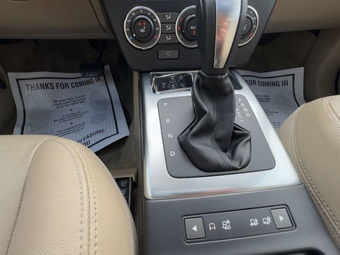 Used 2013 Land Rover LR2 HSE AWD/4WD image 19