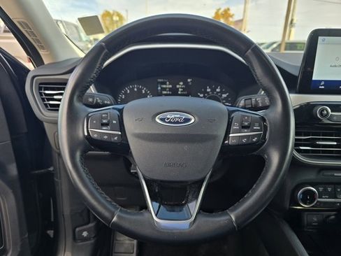 Used 2022 Ford Escape SEL image 24