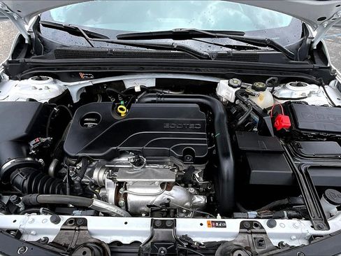 Used 2024 Chevrolet Malibu LT image 10