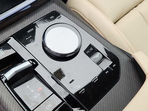 Used 2026 BMW X3 xDrive30 w/ Convenience Package image 24