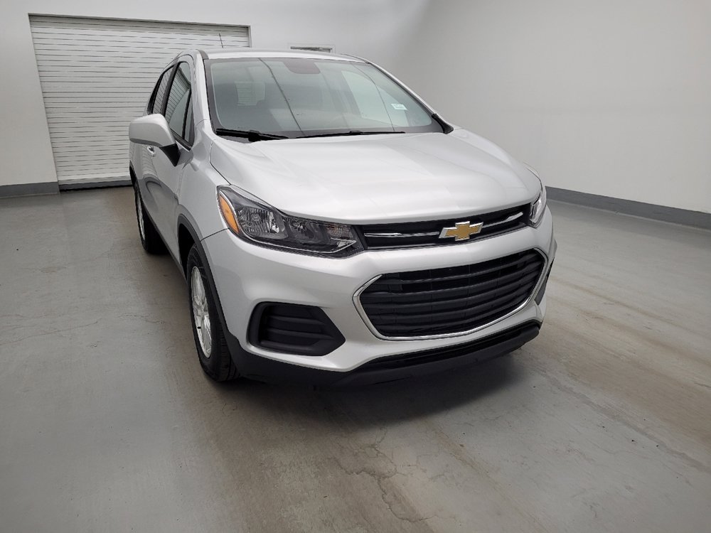 Used 2021 Chevrolet Trax LS w/ Tint and Cruise Package FWD image 14