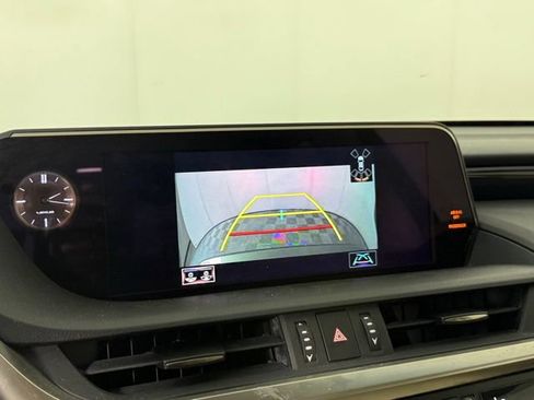 Used 2019 Lexus ES 350 w/ Premium Package FWD image 21