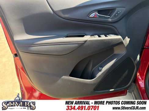 Used 2023 Chevrolet Equinox RS w/ LPO, Floor Liner Package FWD image 16