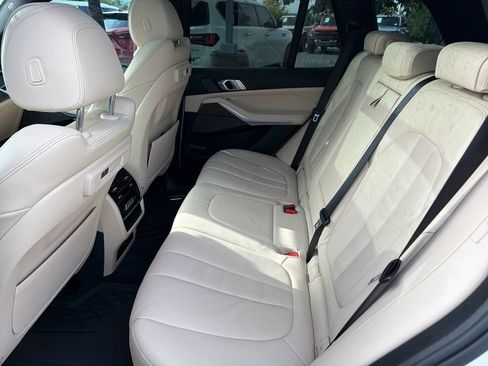 Used 2021 BMW X5 sDrive40i w/ Premium Package RWD image 37