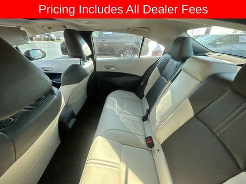 Used 2024 Toyota Corolla XLE FWD image 10