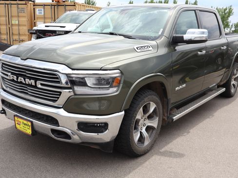 Used 2020 RAM 1500 Laramie AWD/4WD image 3