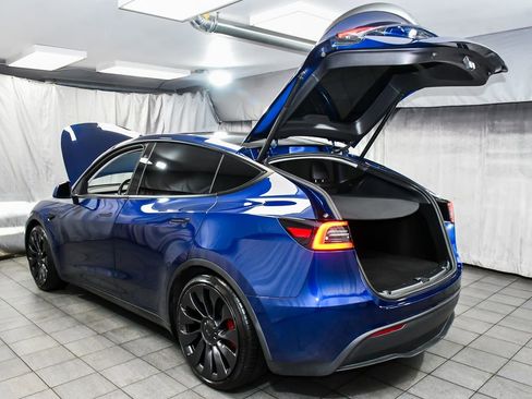 Used 2023 Tesla Model Y Performance AWD/4WD image 56