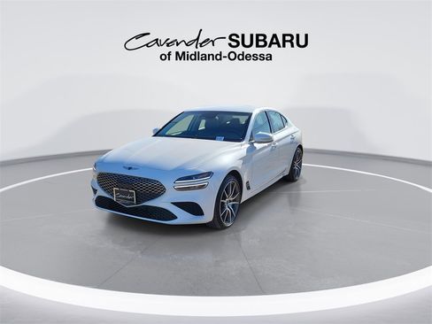 Used 2025 Genesis G70 2.5T image 3