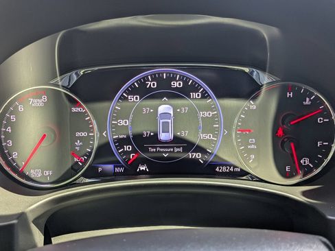 Used 2024 GMC Terrain Denali AWD/4WD image 26