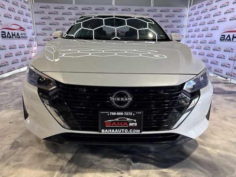 Used 2024 Nissan Sentra SV image 3