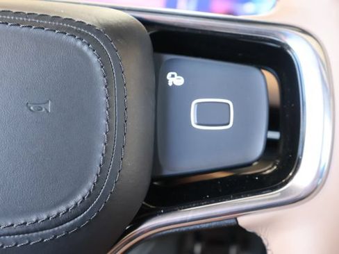 Used 2025 Lincoln Navigator Black Label AWD/4WD image 26