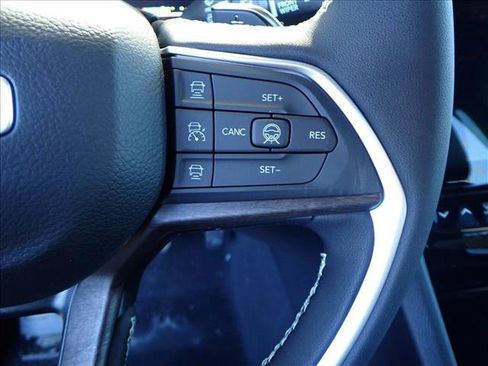 New 2026 Jeep Grand Cherokee Limited Reserve image 18