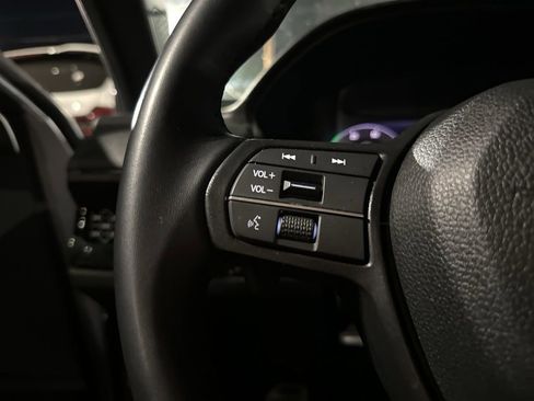 Used 2025 Honda Accord Sport image 12