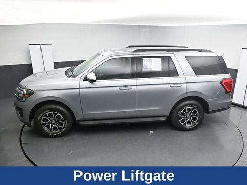 Used 2024 Ford Expedition XLT image 25