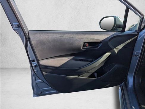Used 2024 Toyota Corolla LE FWD image 21