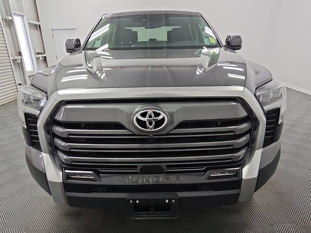 Used 2024 Toyota Tundra Limited AWD/4WD image 4