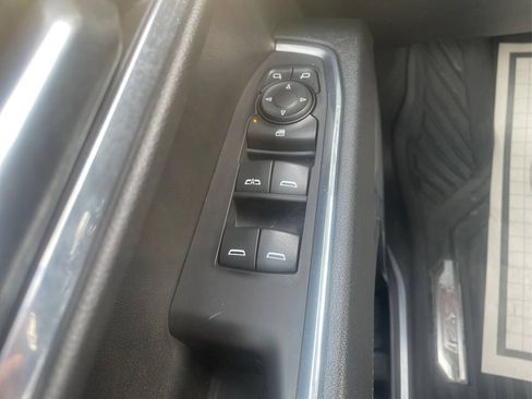 Used 2023 Chevrolet Silverado 1500 RST AWD/4WD image 32