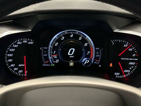 Used 2018 Chevrolet Corvette Grand Sport w/ Carbon Flash Badge Package RWD image 21