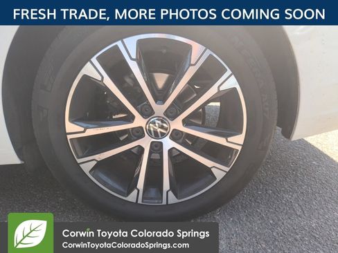 Used 2023 Volkswagen Jetta Sport FWD image 12