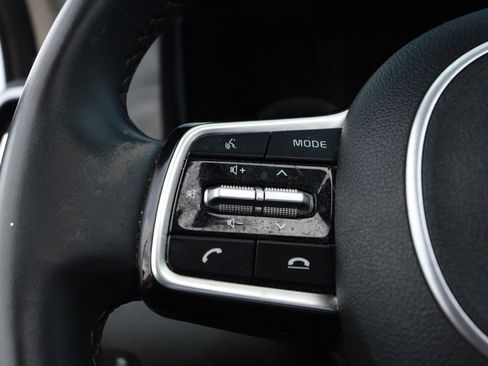 Used 2023 Kia Sorento S w/ Panoramic Sunroof Package FWD image 11