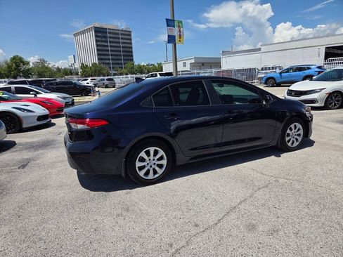 Used 2023 Toyota Corolla LE FWD image 13