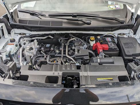 New 2025 Nissan Kicks SR w/ SR Premium Package image 15