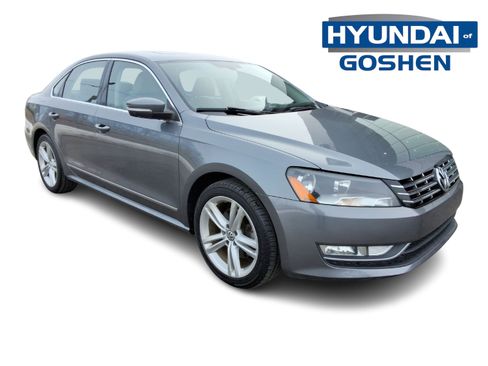 Used 2013 Volkswagen Passat TDI SEL Premium image 3
