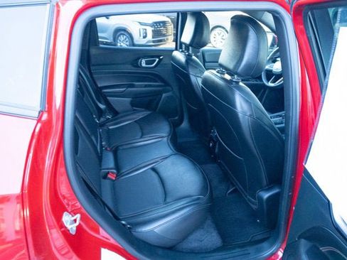 Used 2023 Jeep Compass Limited image 35