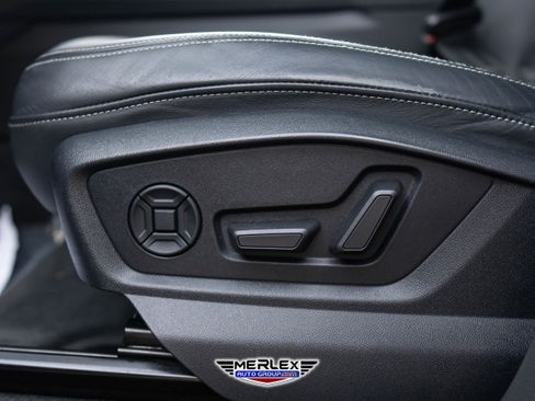 Used 2021 Audi Q8 Premium Plus w/ Premium Plus Package image 40
