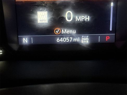 Used 2022 GMC Sierra 1500 SLT w/ SLT Convenience Package image 12