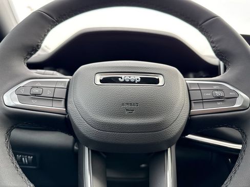 New 2026 Jeep Compass Latitude AWD/4WD image 29