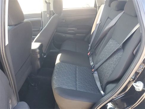 Used 2022 Mitsubishi Outlander Sport LE image 13